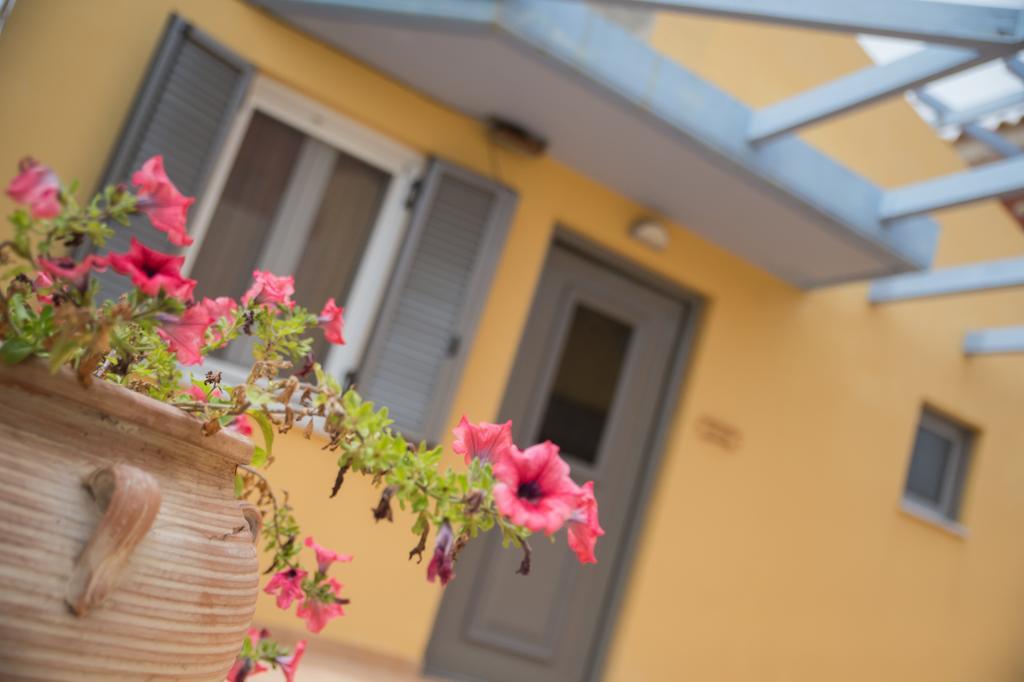 Ferienwohnung Niriides Kyparissia Exterior foto